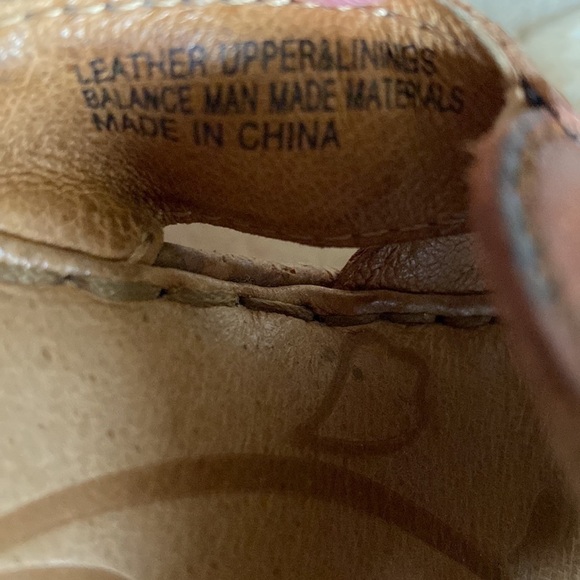 BORN Cork Wedge Slip On Sandals Womens Leather comfort Tan floral Beach Size 9 - Picture 8 of 9